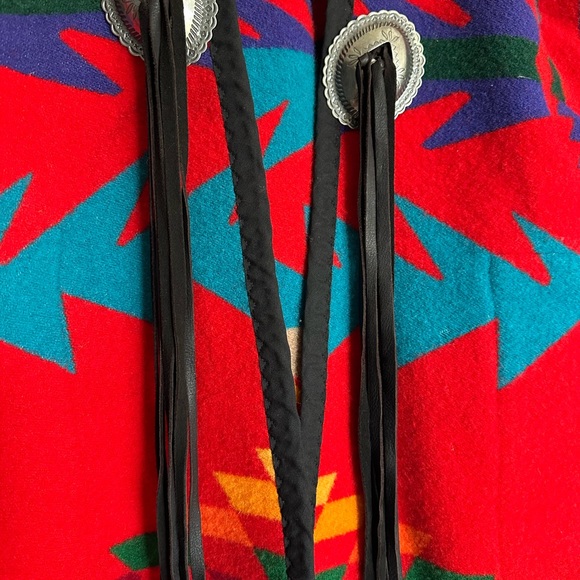 Colorful Geometric Pattern Utility Jacket - Picture 2 of 6